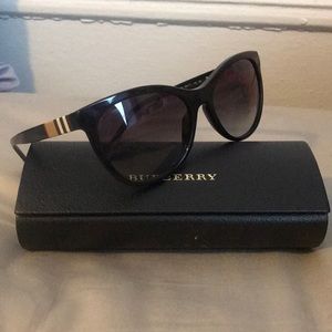 Women’s Burberry Polarized Sunglasses